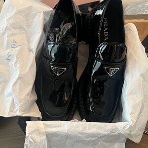 Prada Men's Chocolate Patent Leather Loafer Nero Size 12